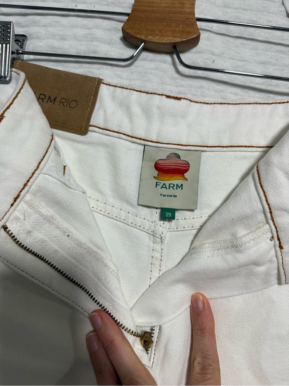 Farm Rio embroidered high rise shorts - Picture 6 of 6